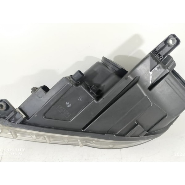 Farol Tiguan 2010 2011 2012 2013 Direito Detalhe