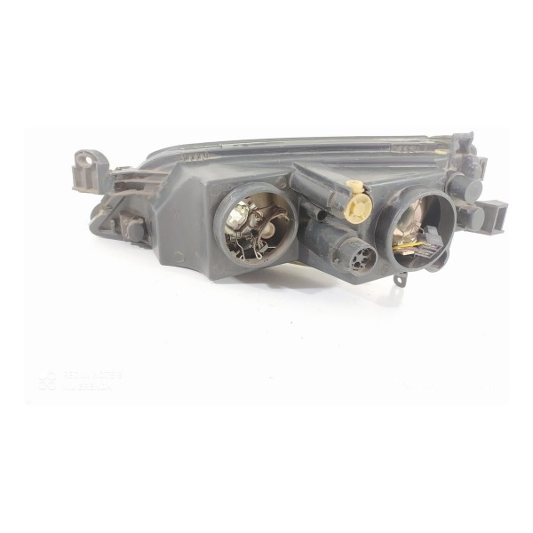 Farol Direito Vectra 1997 Detalhe Direito/passageiro