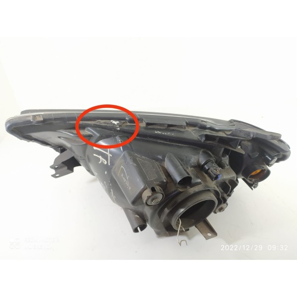 Farol Mitsubishi Triton Direito 2008/2012 Detalhe Esquerdo/motorista