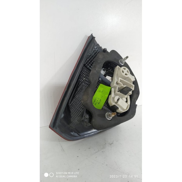 Lanterna Tampa Tras Voyage Direita G6 G7 G8 2016 Original