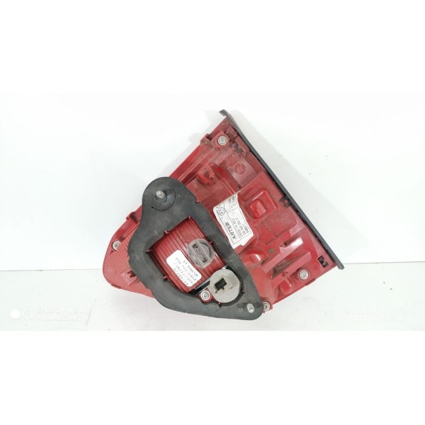 Lanterna Vw Fox Esquerda Tampa Traseira 2015 Original