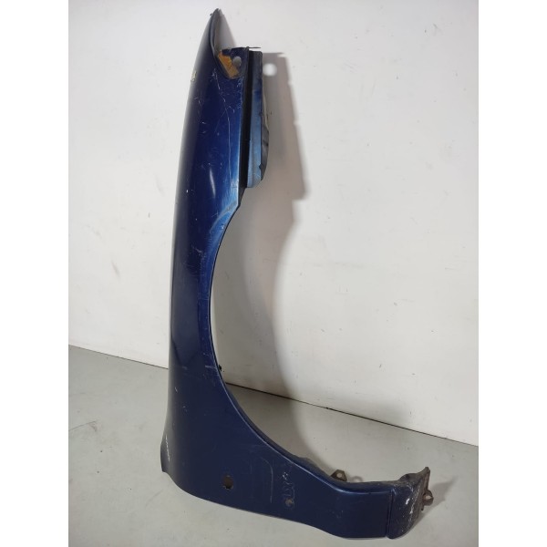 Paralama Ford Mondeo Direito 1994 Detalhe