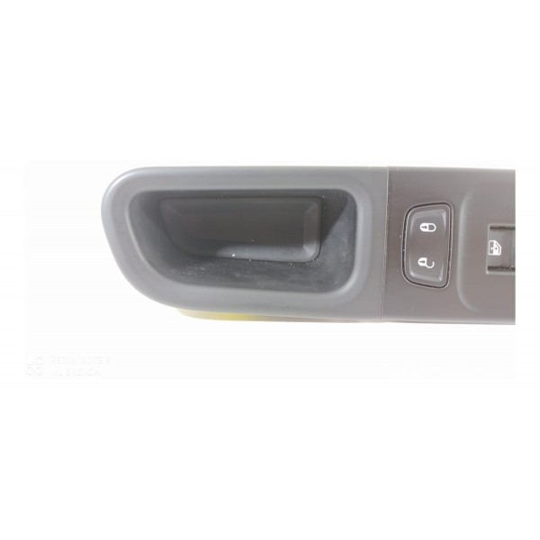 Botão Vidro Trava Toro Renegade Direito 16/21 01002366340