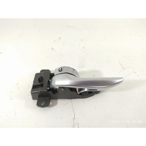 Maçaneta Interna Toro Renegade Dianteira Esq  2015/2021