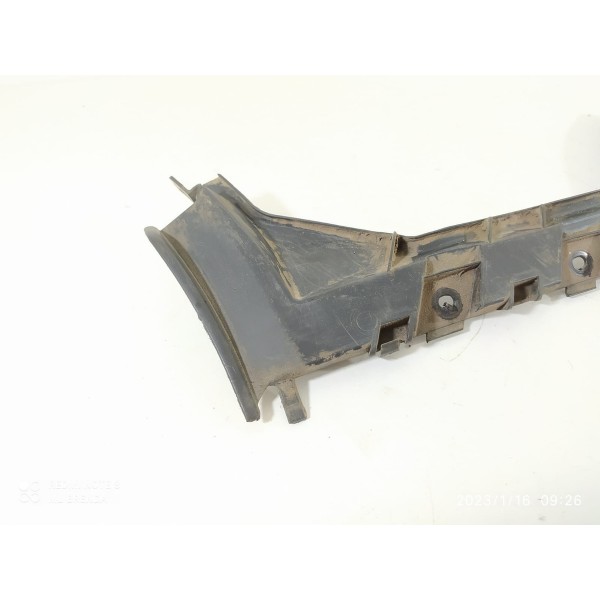 Guia Parachoque N Fiesta Traseiro Direi  2013/17 C1bb17a881a