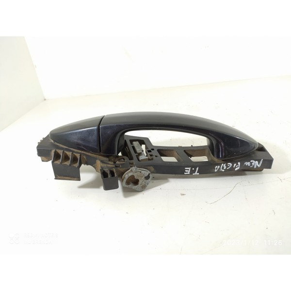 Maçaneta New Festa Traseira Esquerda 2014 8a61a224a37 /24189