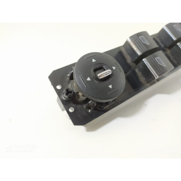 Botão Vidro New Fiesta Dianteiro Esq 2014/2017 Am5t14a132aa