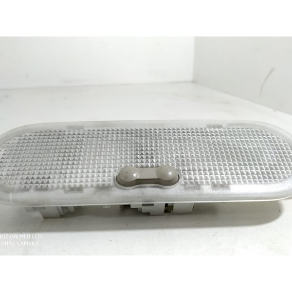 Luz Teto Cortesia Nissan Versa 2014/2019