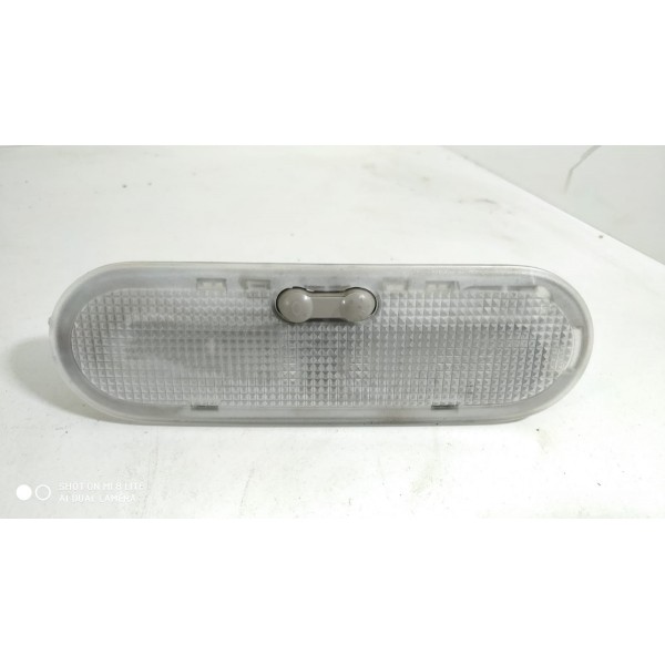 Luz Teto Cortesia Nissan Versa 2014/2019