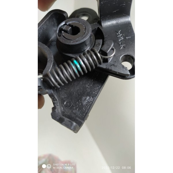 Alavanca Abertura Tampa Traseira Versa 2014 A 2020