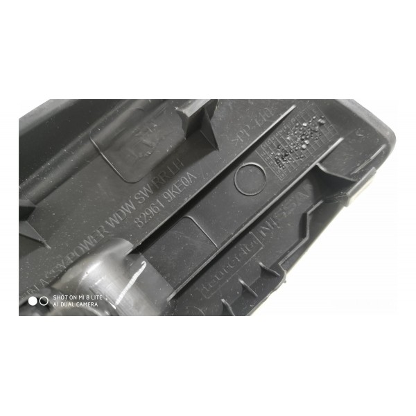 Botão Comando Vidro Versa Traseiro Esquerdo 2014/2019