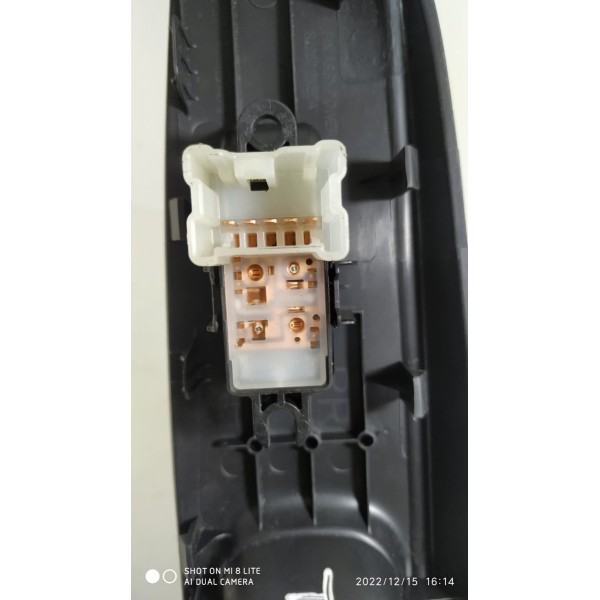 Botão Comando Vidro Versa Traseiro Direito 2014/2019