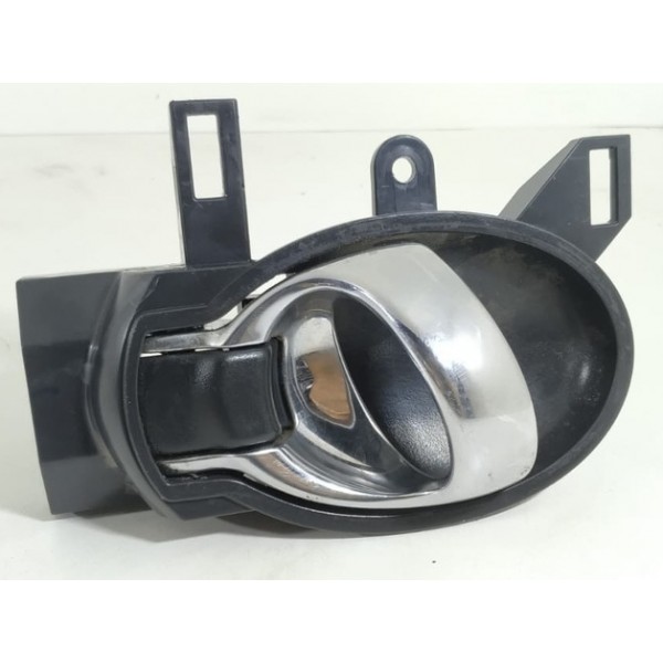 Maçaneta Interna Versa Traseira Direita 2013 A 2019