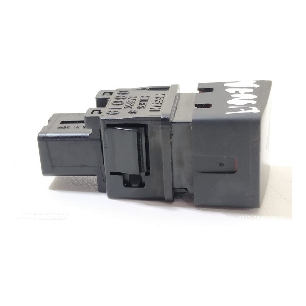 Botão Comando Alerta Nissan Versa 2014/2020 Orig