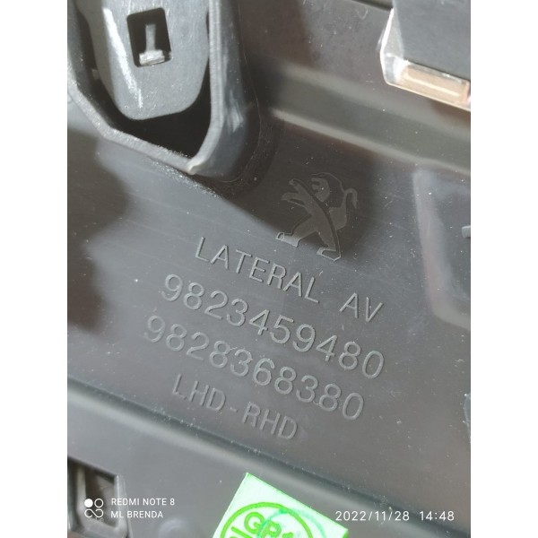 Difusor Ar Peugeot 208 Direito 2020/2024 9823459480
