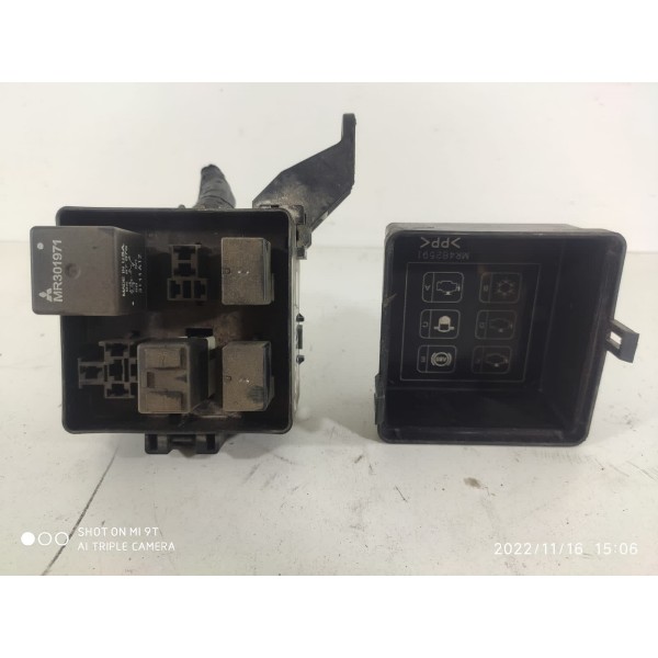 Caixa Fusíveis Relés Pajero Full 3.8 2011 Mr482591