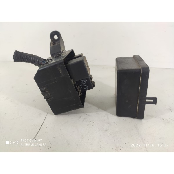 Caixa Fusíveis Relés Pajero Full 3.8 2011 Mr482591