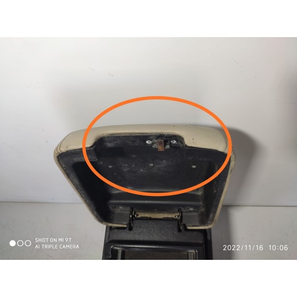 Console Central Apoio Braço Pajero Full 2011 Detalhe