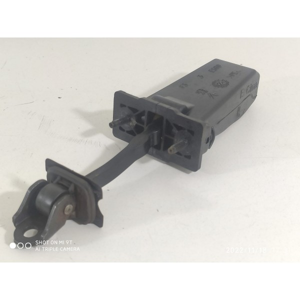 Limitador Porta Cactus Dianteiro Direito 2018 2020 2024 Orig