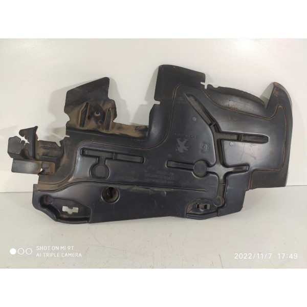 Defletor Radiador Peugeot 208 Es 2014/2019 9677219780