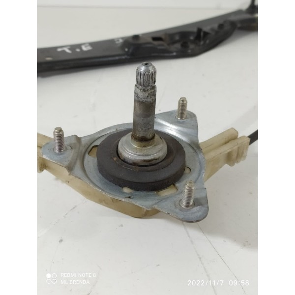 Maquina Vidro Peugeot Traseira Esq 208 2014/19  9803019480