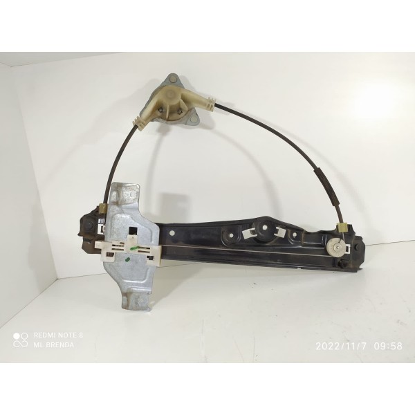 Maquina Vidro Peugeot Traseira Esq 208 2014/19  9803019480