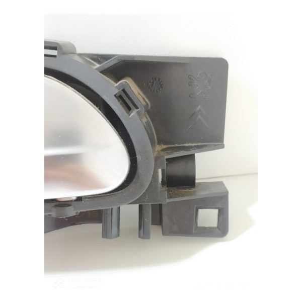 Maçaneta Intern Peugeot 208  Dianteira Esquerd 2014 96605253