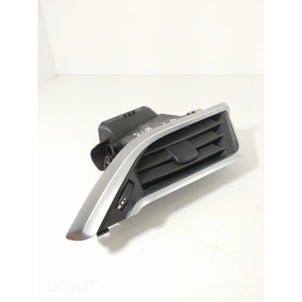 Difusor Ar Peugeot 208 Direito 2014/2019 9673131677