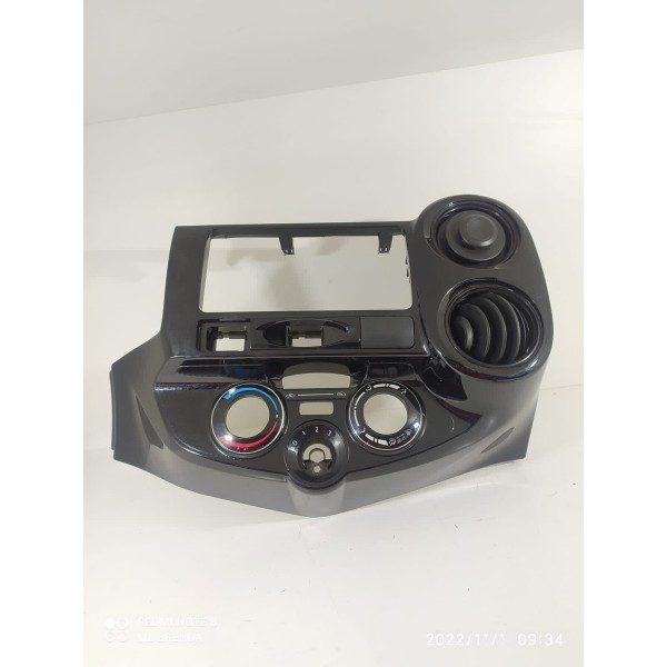 Moldura Painel Central Toyota Etios 2015 2016 2020