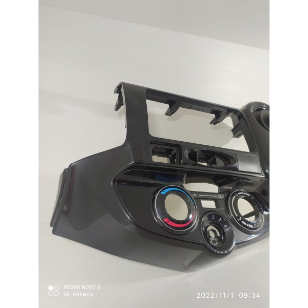 Moldura Painel Central Toyota Etios 2015 2016 2020