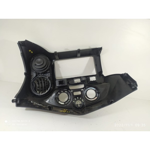 Moldura Painel Central Toyota Etios 2015 2016 2020