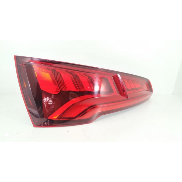 Lanterna Audi Q5 Esquerda 2017 2018 2019 2020 80a945093 Esquerdo/motorista Vermelho