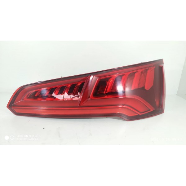 Lanterna Audi Q5 Direita 2017 2018 2019 2020 Orig Direito/passageiro Vermelho