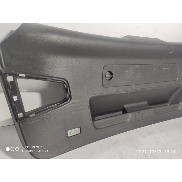 Acabamento Tampa Traseira Audi Q5 Forracao 2017/2022 Det