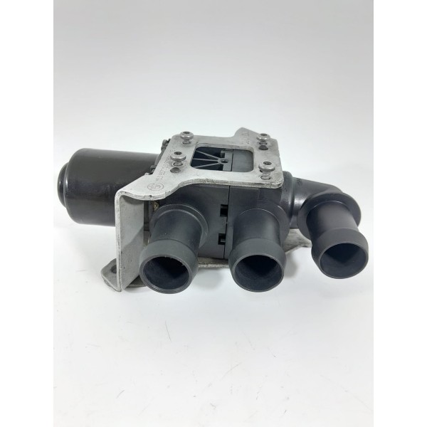 Bomba Agua Auxiliar Bmw X5 Solenoide 2014/2018 8572123