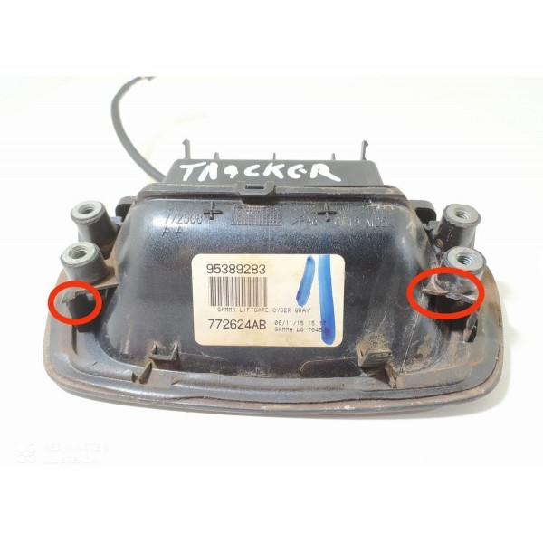 Maçaneta Tampa Traseira Tracker 2014/2016 95389283 Det