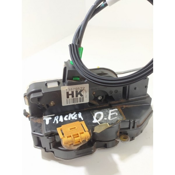 Fechadura Porta Tracker Dianteira Esquerd 2014/2019 13579545