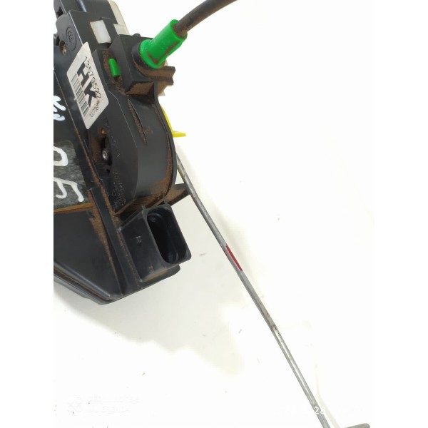 Fechadura Porta Tracker Dianteira Esquerd 2014/2019 13579545