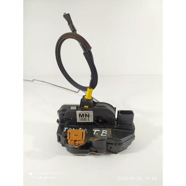 Fechadura Porta Tracker Traseira Esquerda 2014/2019 13579545