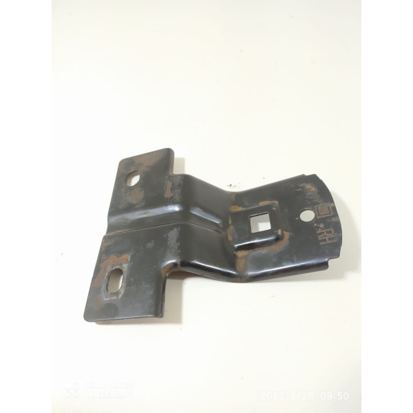 Suporte Radiador Tracker Direito 2014 2015 2016 2017