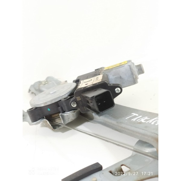 Maquina Vidro Tracker  Traseira Direit 2014/2019 98810 Orig