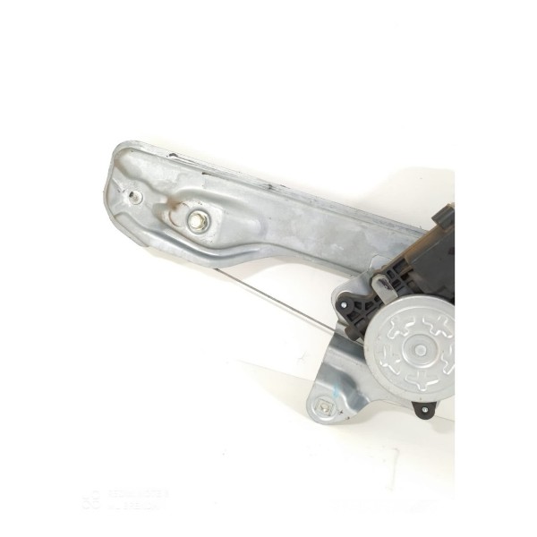 Maquina Vidro Tracker  Traseira Direit 2014/2019 98810 Orig