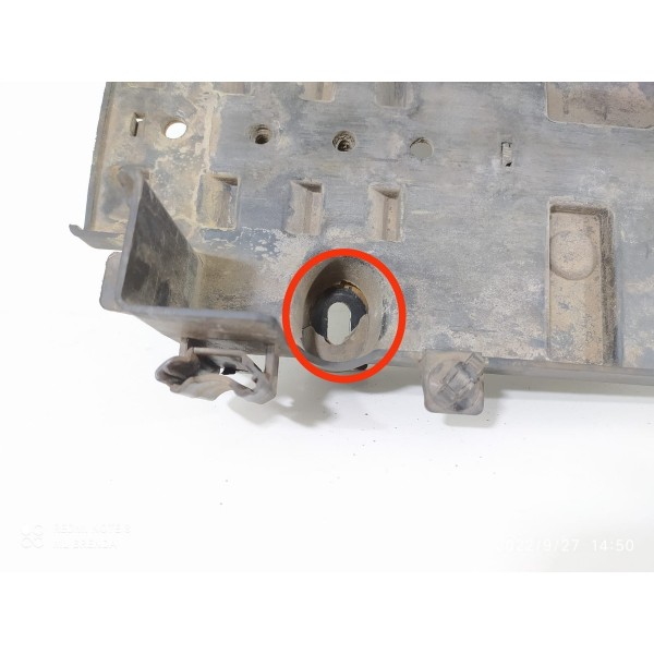 Suporte Bateria Tracker 2014/2017 Det  95418182