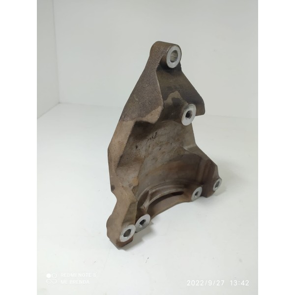 Suporte Compressor Ar Tracker 1.8 2014/2017 55577158