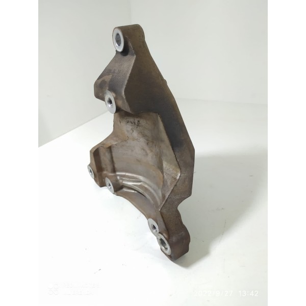 Suporte Compressor Ar Tracker 1.8 2014/2017 55577158