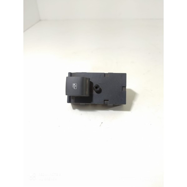 Botão Vidro Tracker Onix Spin Cruze 2012/2016 20792535