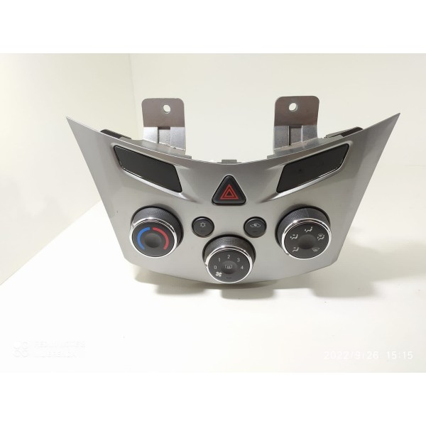 Comando Ar Condicionado Tracker 2014/2017 94786528