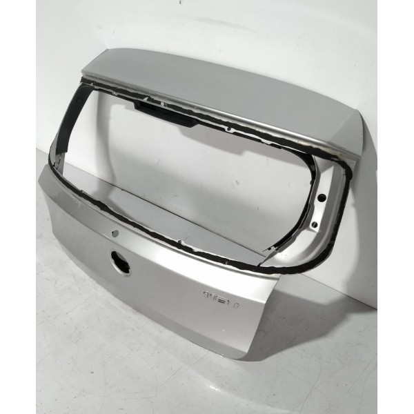 Tampa Traseira Bmw 118 120 130 2005/2011 Lisa Prateado