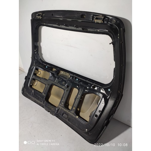 Tampa Traseira Kia Carnival 2010/2012