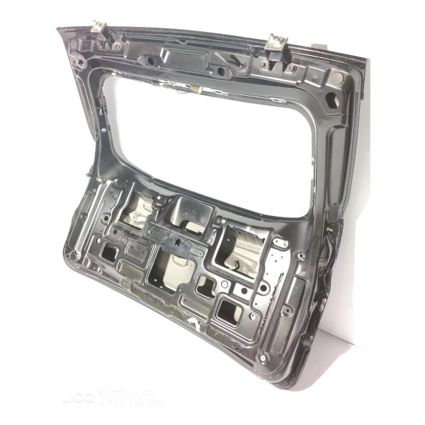 Tampa Traseira Ssangyoung Kyron 2006/2011